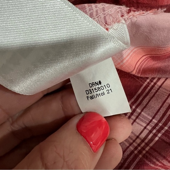 Eddie Bauer Outdoor Quick Dry Pink Plaid Button Down Shirt Size Woman’s Large - Picture 5 of 10